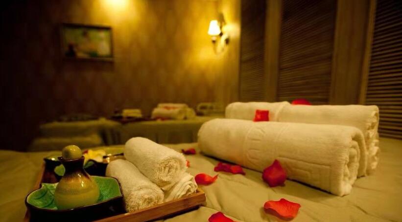 上海静安高端水疗spa会馆就这样带着清风月静抚慰了光阴悲喜